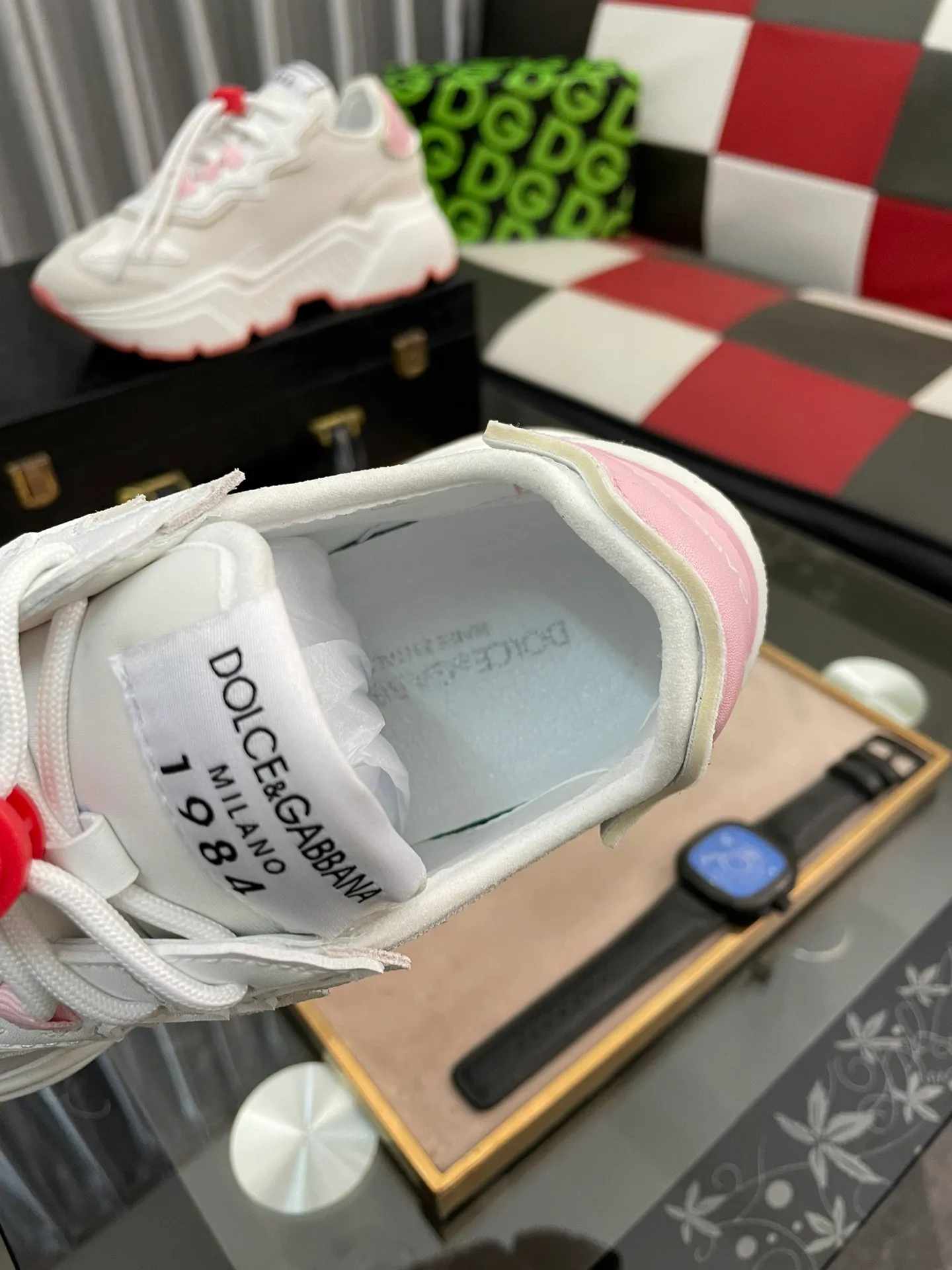 Ex-factory price 480⌚️⌚️[DG] Men's casual shoes, high-end quality, synchronized with counters, the version is compared with the original version, the upper is imported cowhide and the outsole is glued, the lining is full cowhide, exquisite and luxurious, size: 35–453⃣️colors available